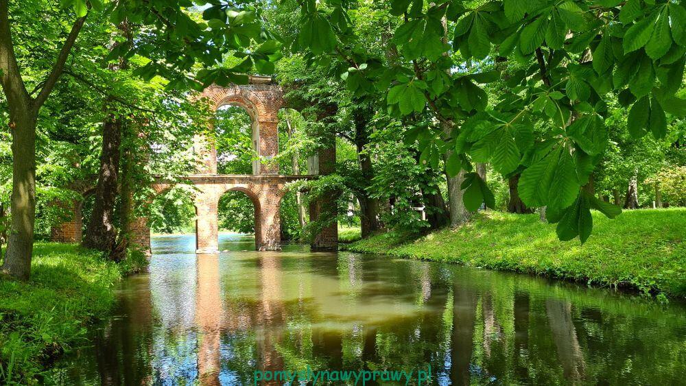 Arkadia romantyczny park Polska